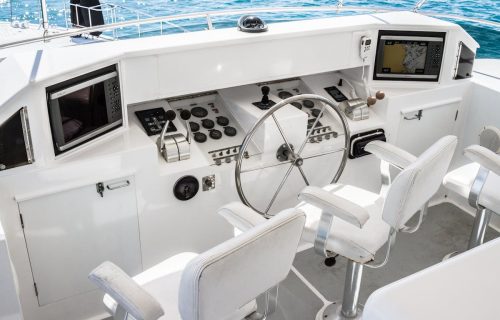 servicio-tecnico-electrico-nautico-panel-lanchas